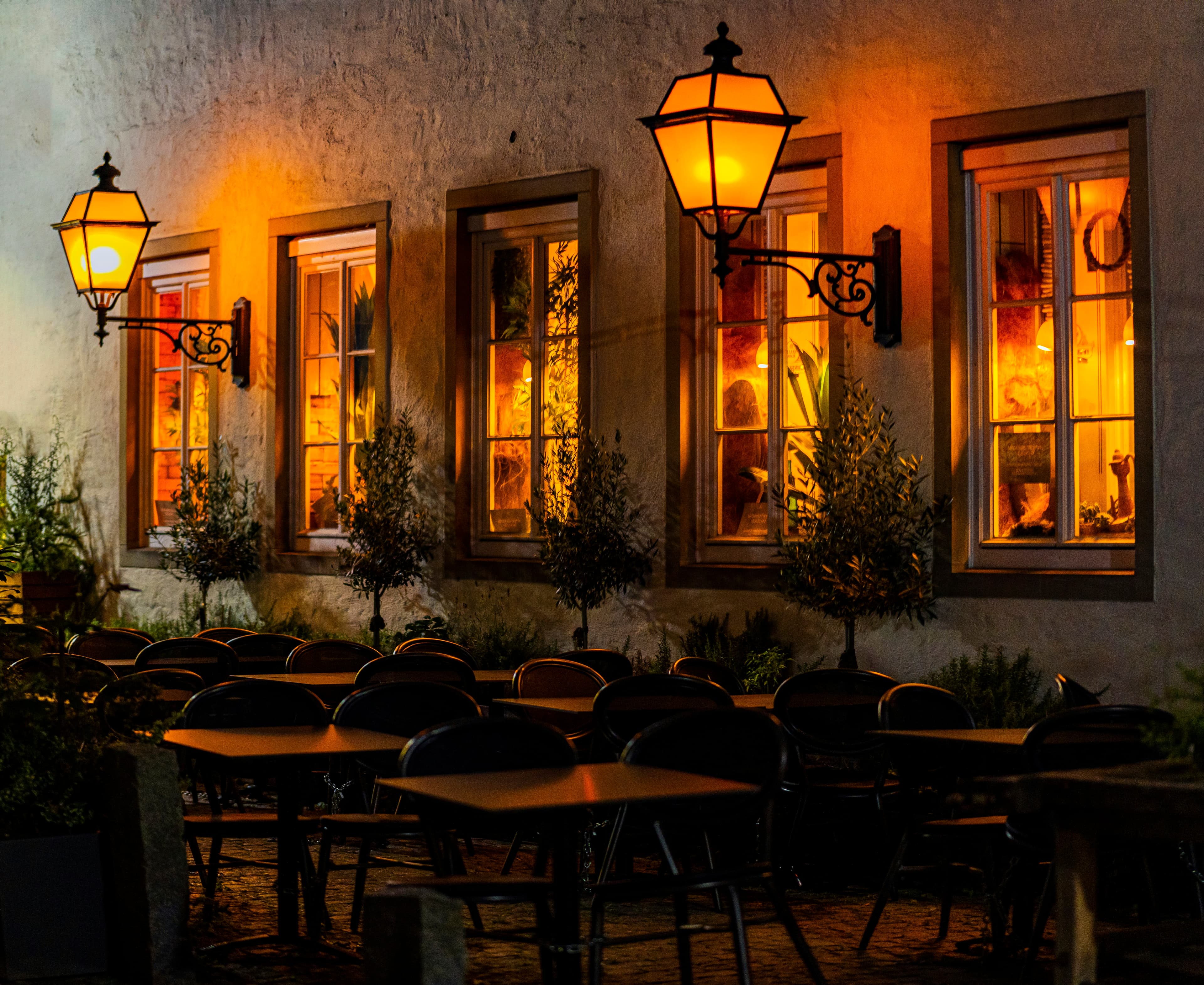 Stellaris Cafe interior 3